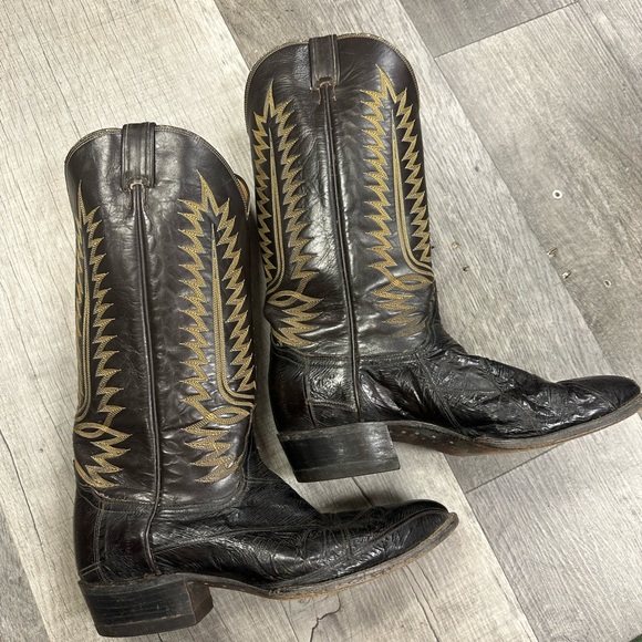 Tony Lama E9322 Men Tony Lama Beige Leather Boots with Gold Stitching